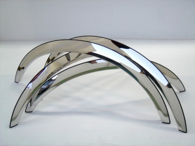 Chrysler 300c fender #2